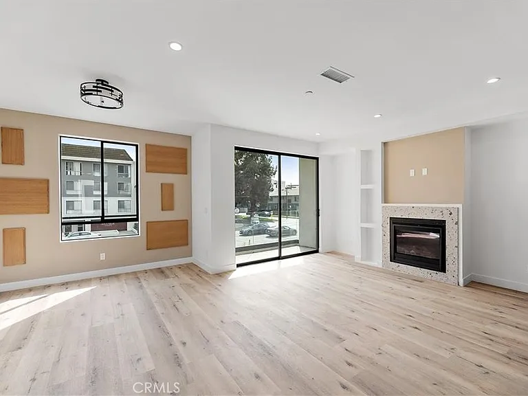 11858 W Flower Ln — Photo 36