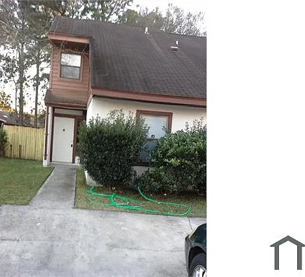 7648 Jana Ln S — Photo 1