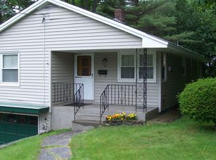 90 Currier St, Barre, VT 05641