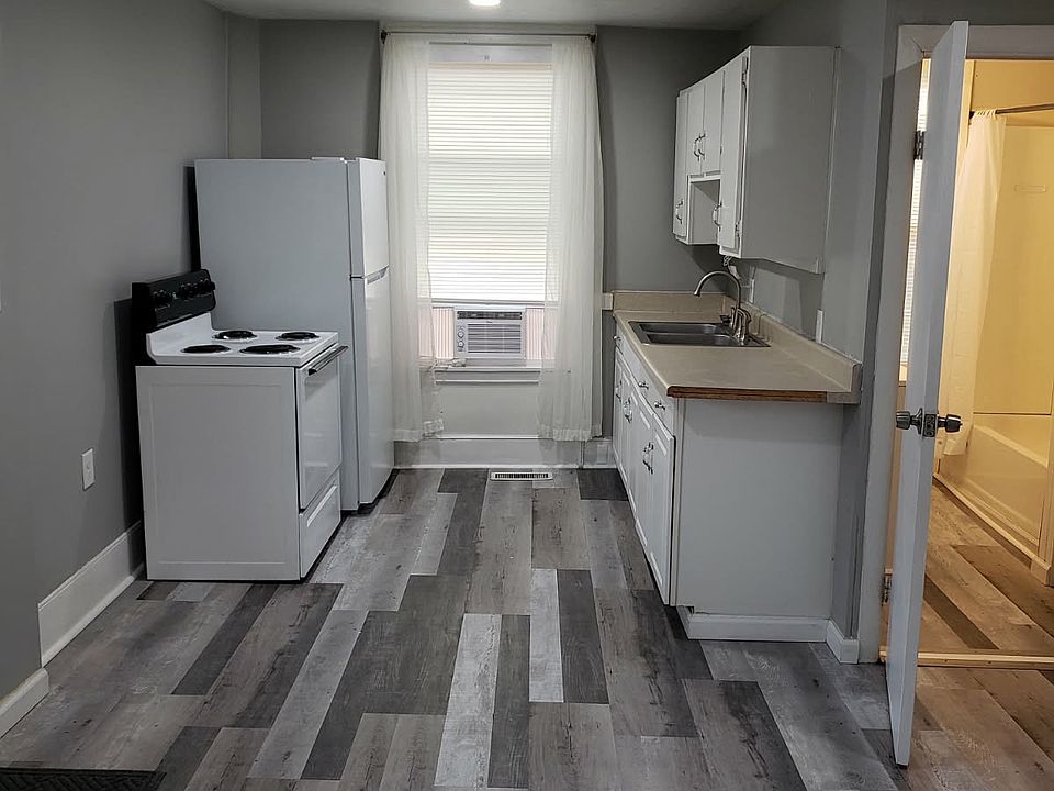 1st image of 8500 Leray St #B