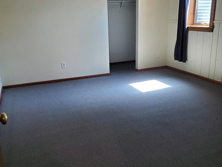 1717 Talmage Ave SE — Photo 10