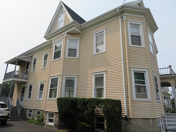 3rd image of 15 Richmond St