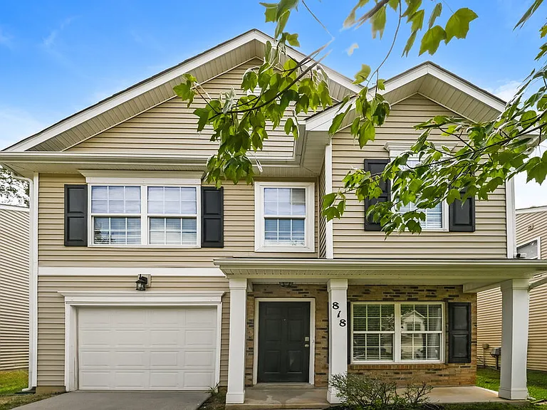818 Rook Rd — Photo 1