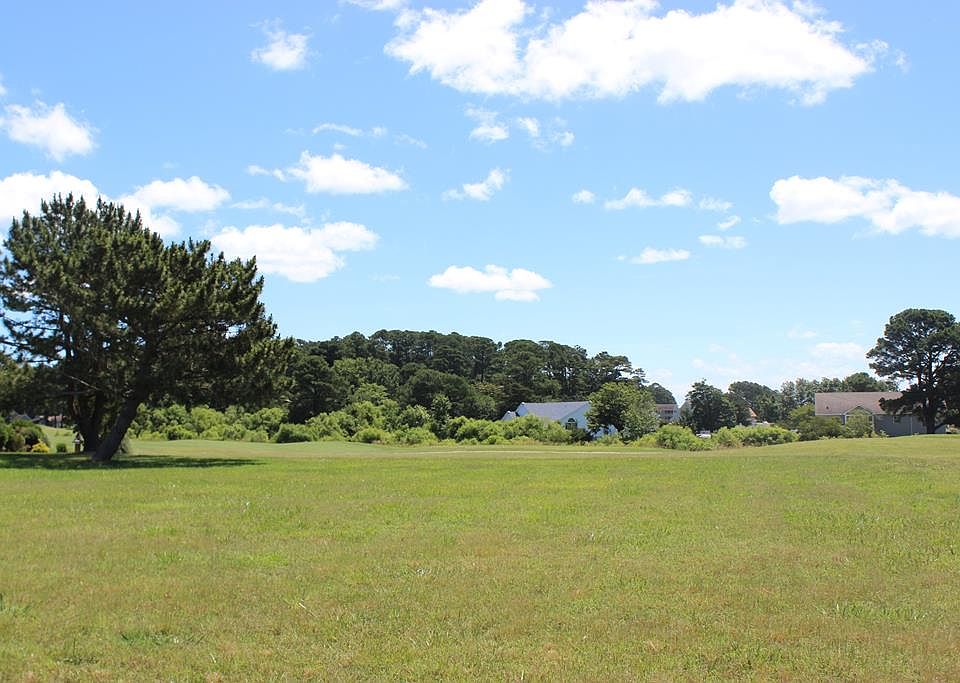 1st image of 398 Meridian Dr