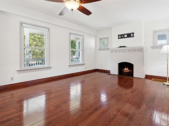 2nd image of 4975 Nagel Ave