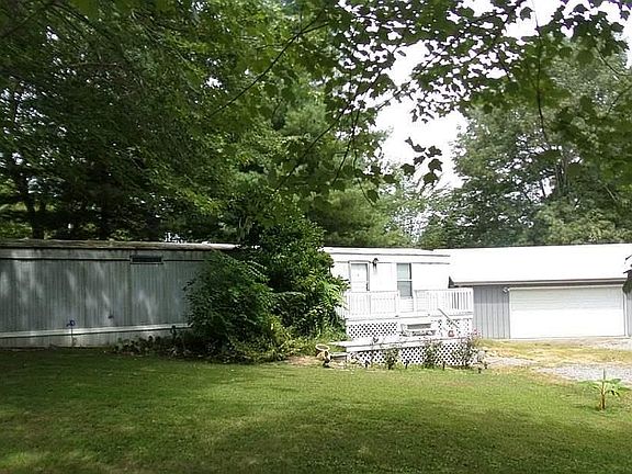 2nd image of 130 Jeff Oakley Dr