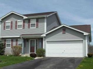 3306 Kensington Ln, Zion, IL 60099