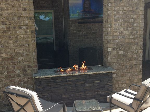5th image of 409 Taylor Elaine Dr