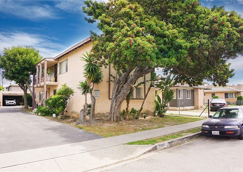 1st image of 11852 Eucalyptus Ave