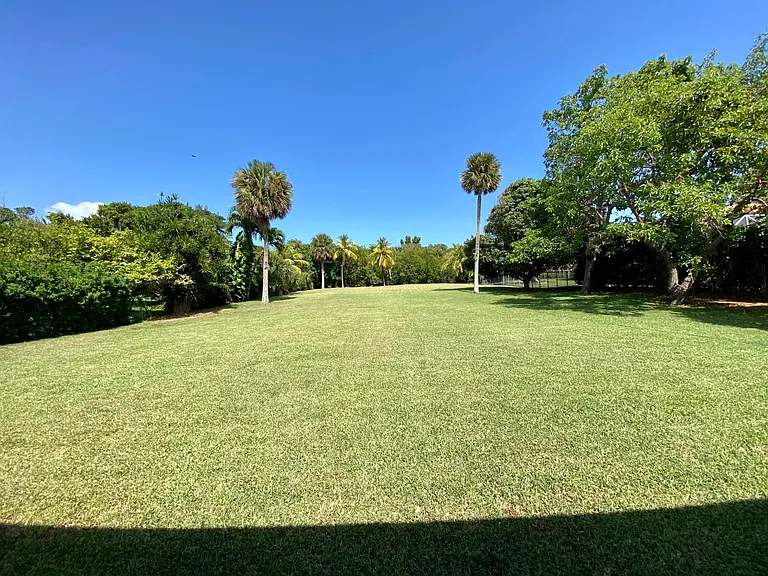 114 N Atlantic Dr — Photo 41