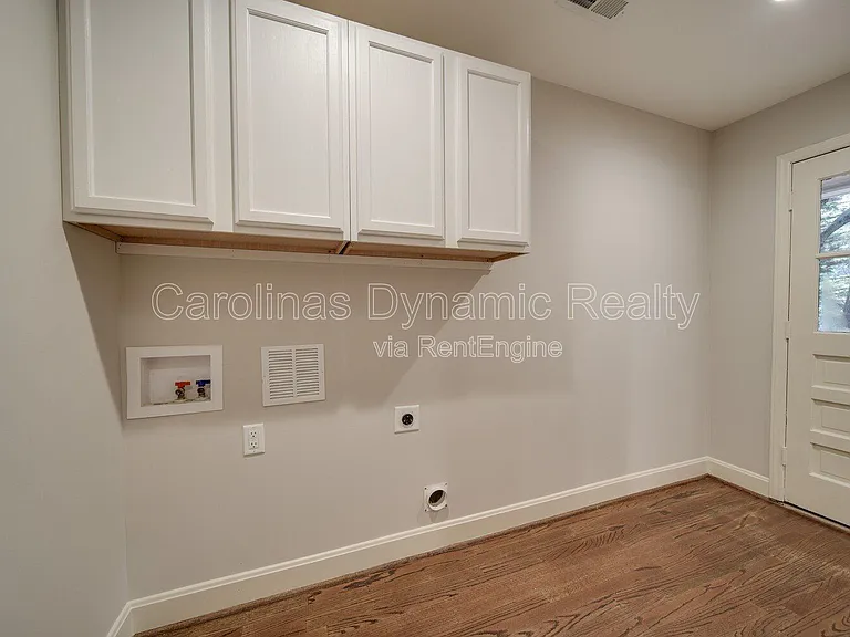6700 Castlegate Dr — Photo 20