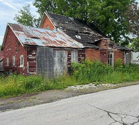 5th image of 24 Talbot Ln