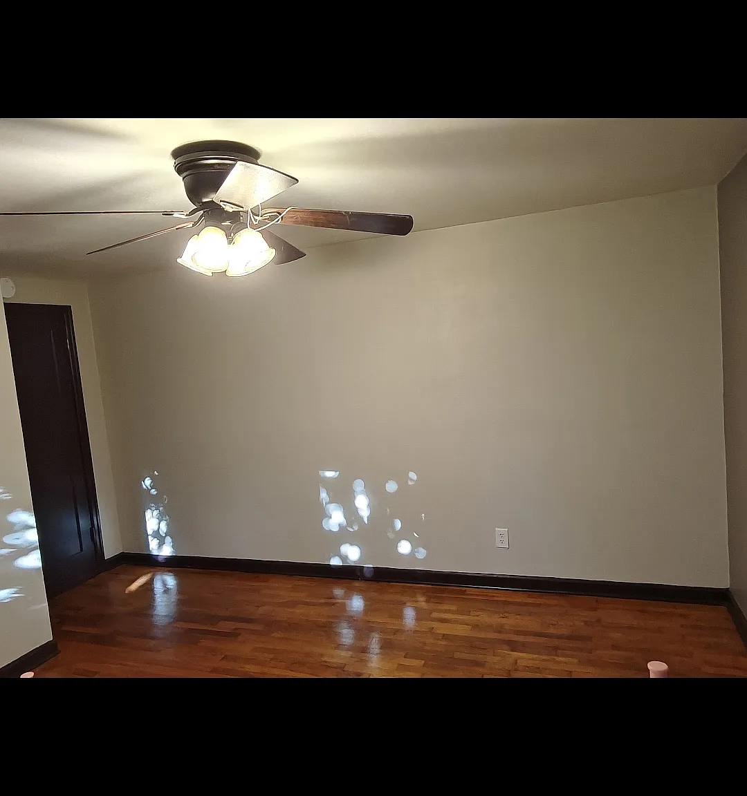 2 bed, 1.5 bath, 1111 sqft, $2,400 — Photo 4