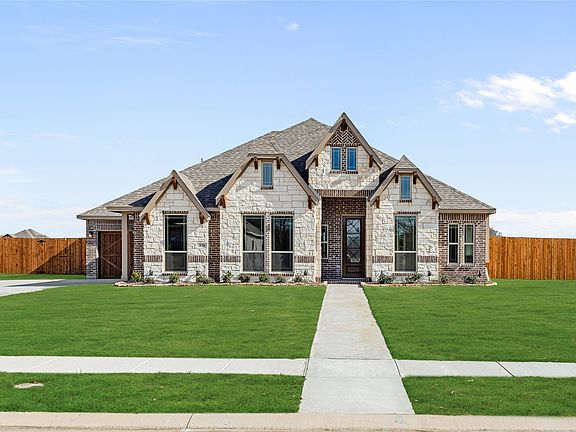 2nd image of 570 Crystal Lake Ln