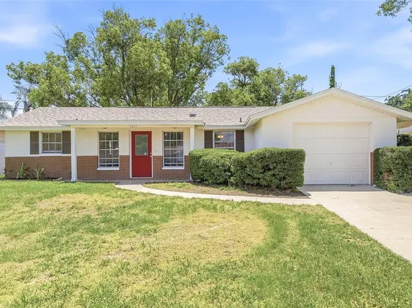 10837 Premier Ave, Port Richey, FL 34668