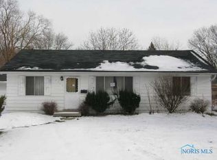 5046 Winona Dr, Toledo, OH 43613