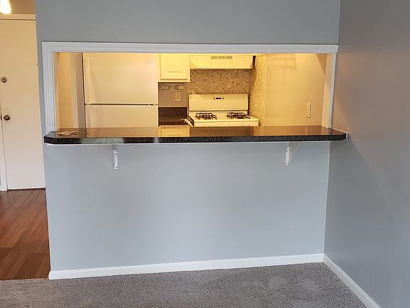 4th image of 1875 Tall Oaks Dr #34