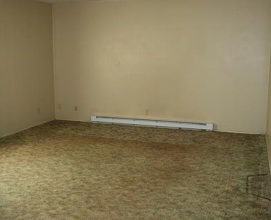 4th image of 110 Woodland Dr