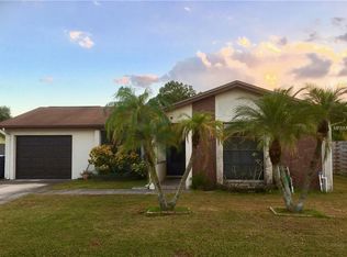 10304 Orchard Hills Ct, Tampa, FL 33615