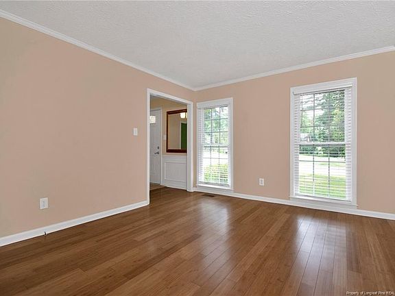 4th image of 5886 Waccamaw Ct