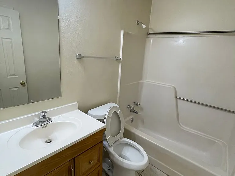 2336 Elm Park Dr — Photo 18