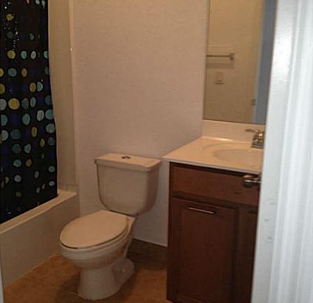 5th image of 8833 NW 107th Ct Unit 203
