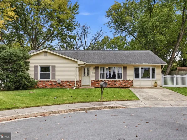 950 November Ct, Gambrills, MD 21054