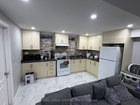 4th image of 80 Ridge Rd #Basement