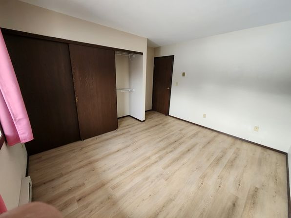 1688 S 115th Ct APT 4