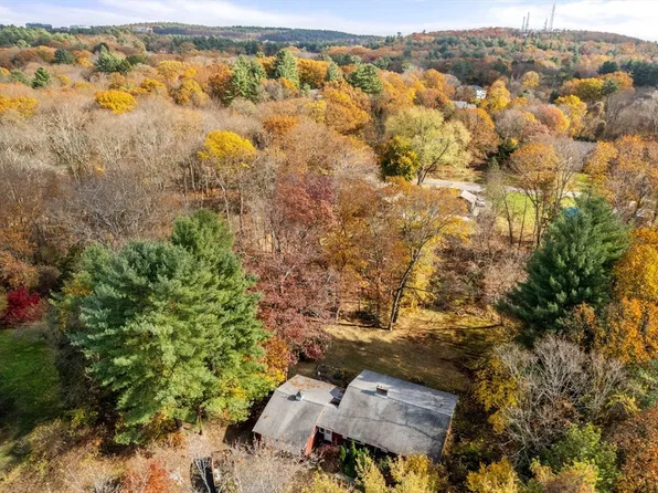 45 Drabbington Way, Weston, MA 02493