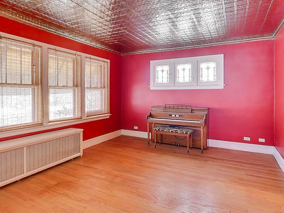 5th image of 1601 Sherman Pl