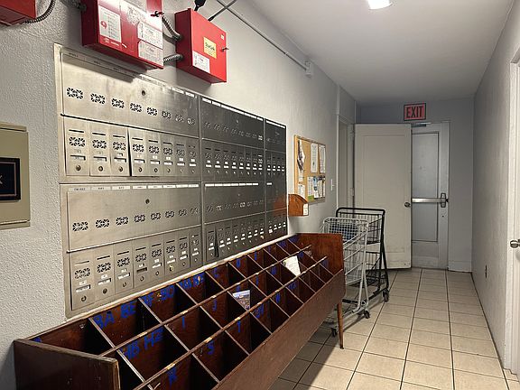 Mail Box Room
