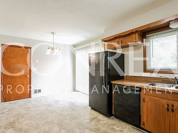 5th image of 5028 Overton Ave