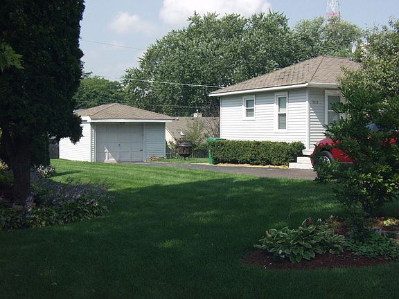 3rd image of 5313 W Lake Shore Dr