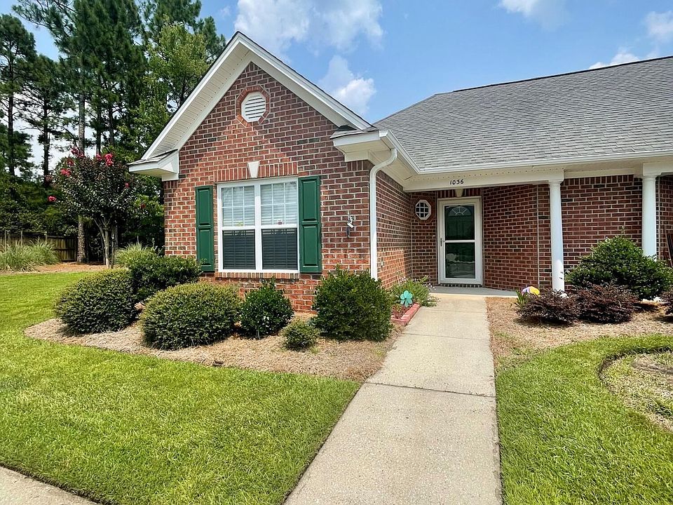 2nd image of 1036 Bridgeport Way