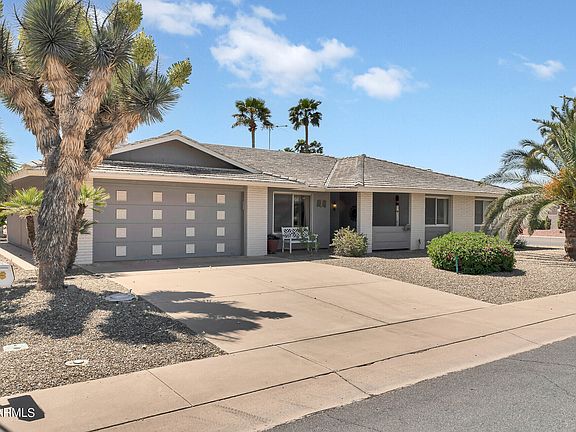 3rd image of 13247 W LA TERRAZA Drive
