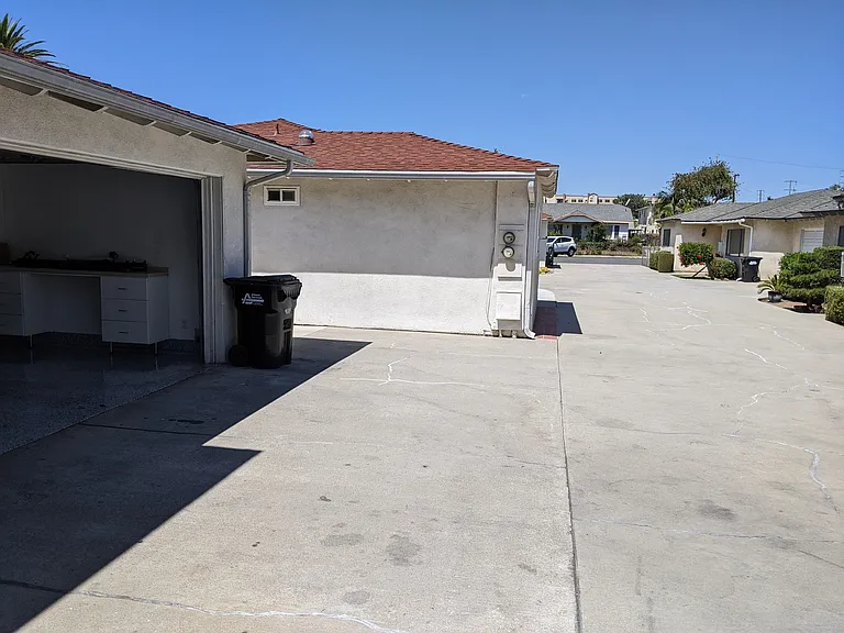 612 N Ynez Ave — Photo 2