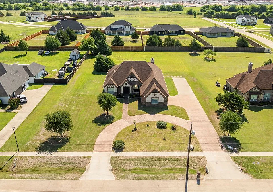 422 Rugged Dr
