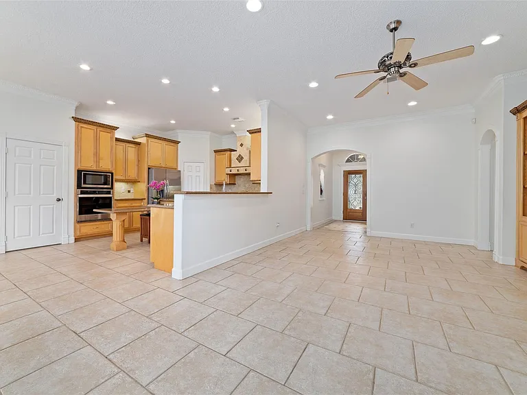 13311 Duke Of York Ln — Photo 8