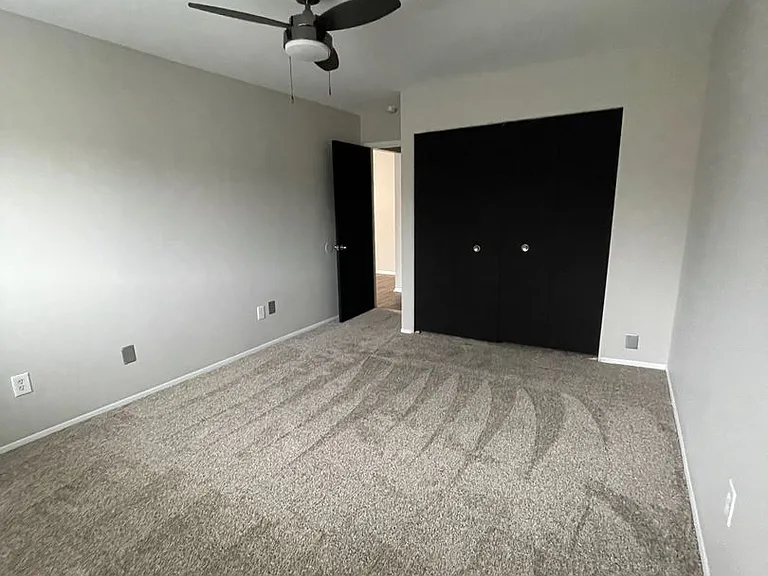 333 Marshall Apartments — Photo 17