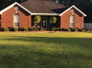 208 Maple Ave E, Satsuma, AL 36572