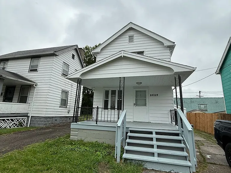 10214 Avon Ave — Photo 1
