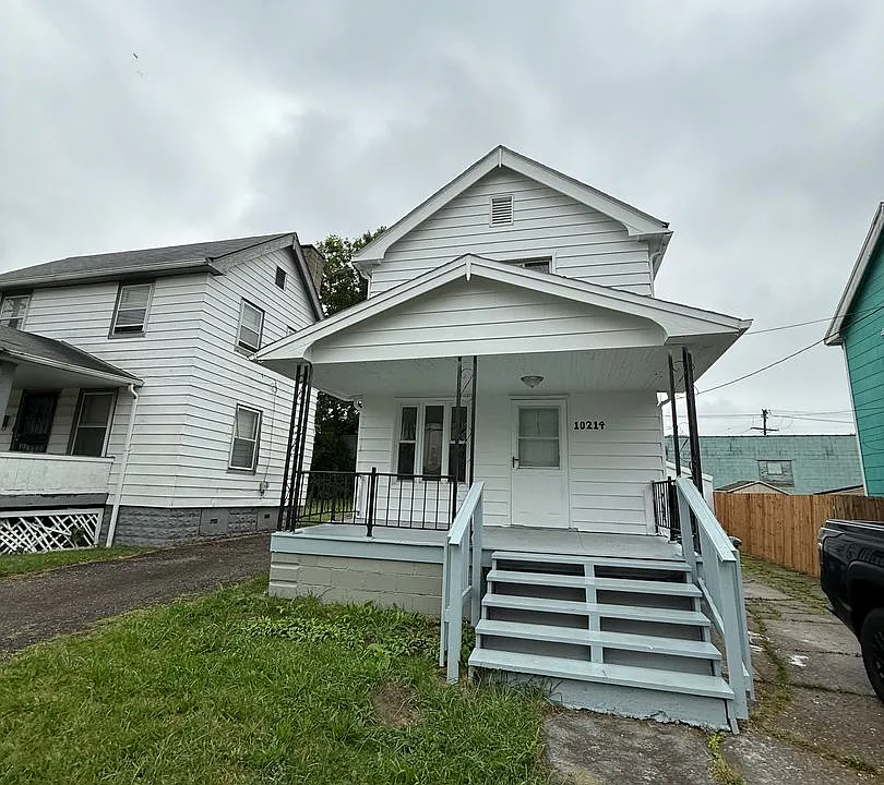 10214 Avon Ave