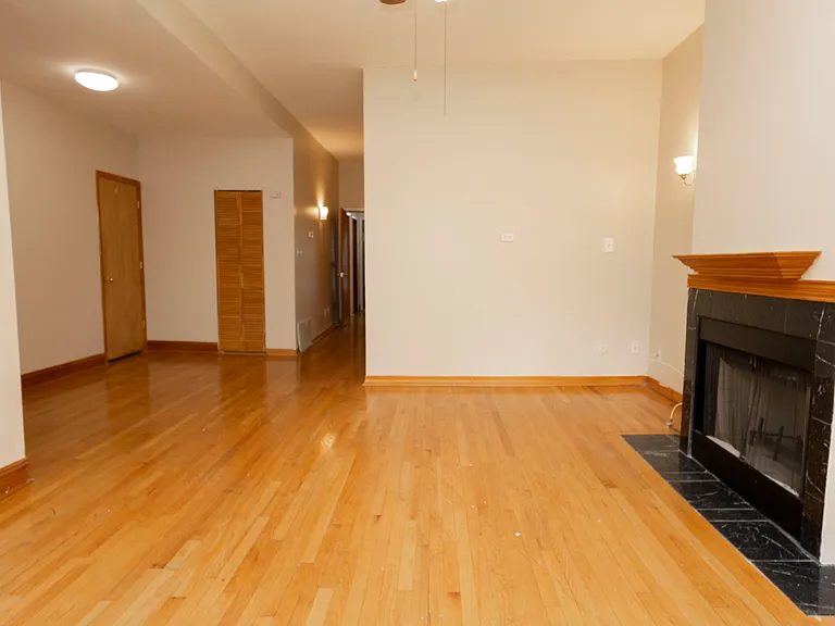 1516 W Farwell Ave #1 — Photo 4