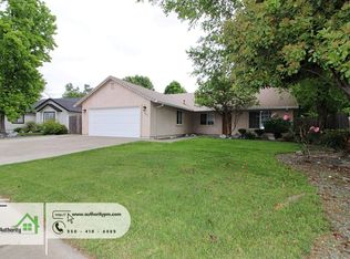 5449 Mill Pond Ln, Redding, CA 96001
