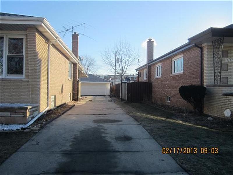 2nd image of 10037 S Karlov Ave