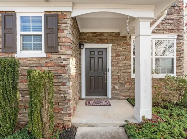 1001 Lanier Springs Ct, Buford, GA 30518