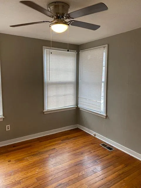 2 bed, 779 sqft, $900 — Photo 3