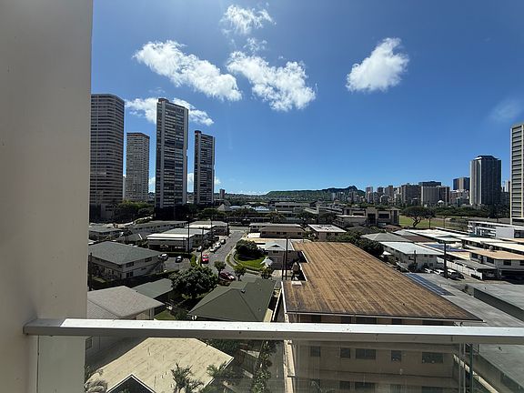 3rd image of 555 University Ave APT 703