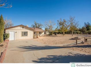 10609 8th St, Hesperia, CA 92345